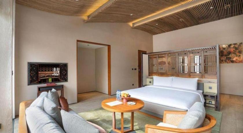 Ahn Luh Zhu Jia Jiao Hotel Shanghai Buitenkant foto