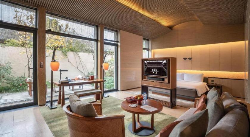 Ahn Luh Zhu Jia Jiao Hotel Shanghai Buitenkant foto
